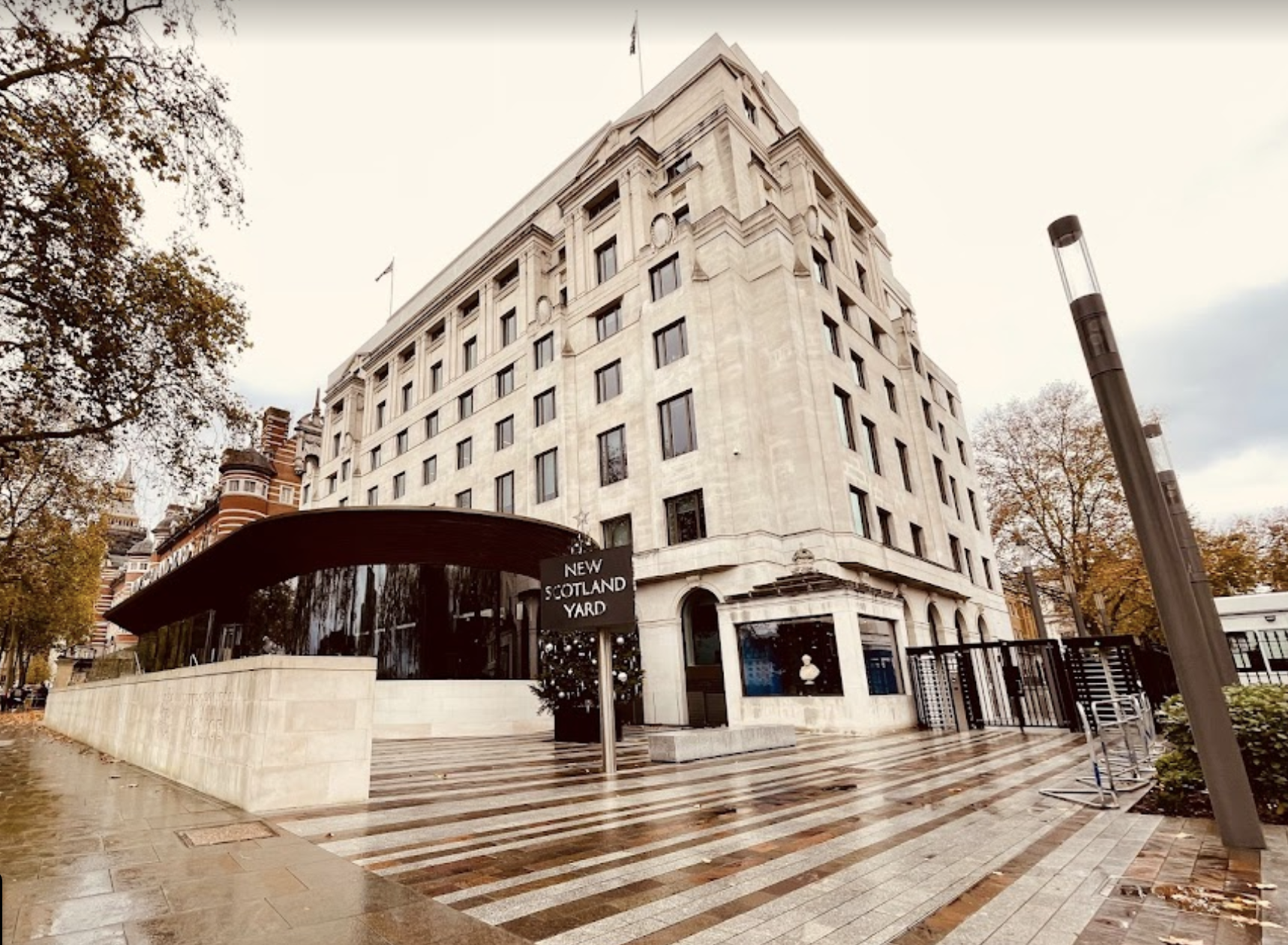 �X�R�b�g�����h�E���[�h