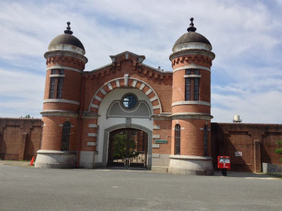 奈良少年刑務所・正門